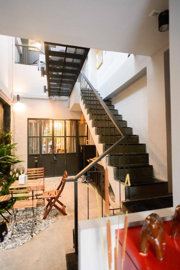 87 Oldtown At River Pier Bangkok Exterior foto